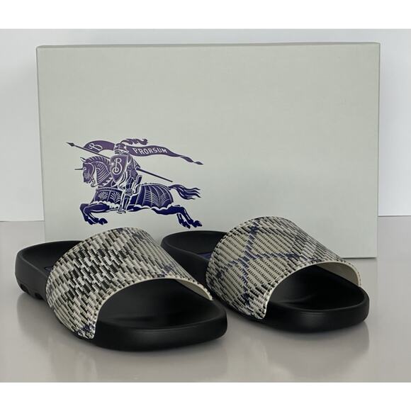 Burberry Dive Lichen IP Check Slide Sandals 9 US (42 Euro) 8102419 IT NIB $390 - Picture 7 of 11